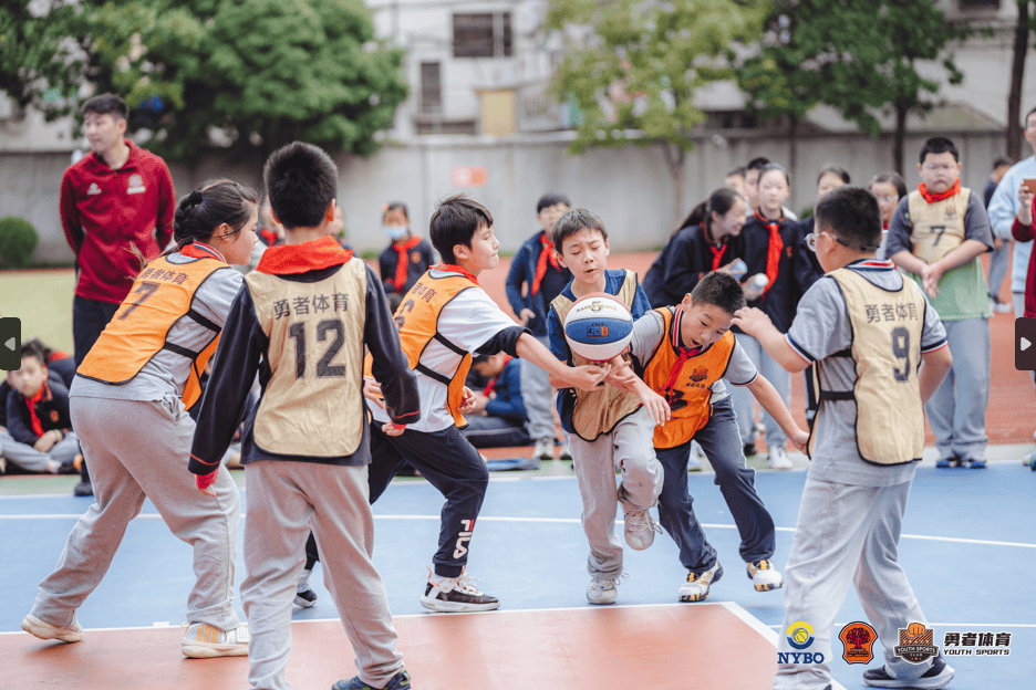 九游娱乐-穆古鲁扎迎来二十赛季出色发挥，中国队观众热烈欢呼！的简单介绍