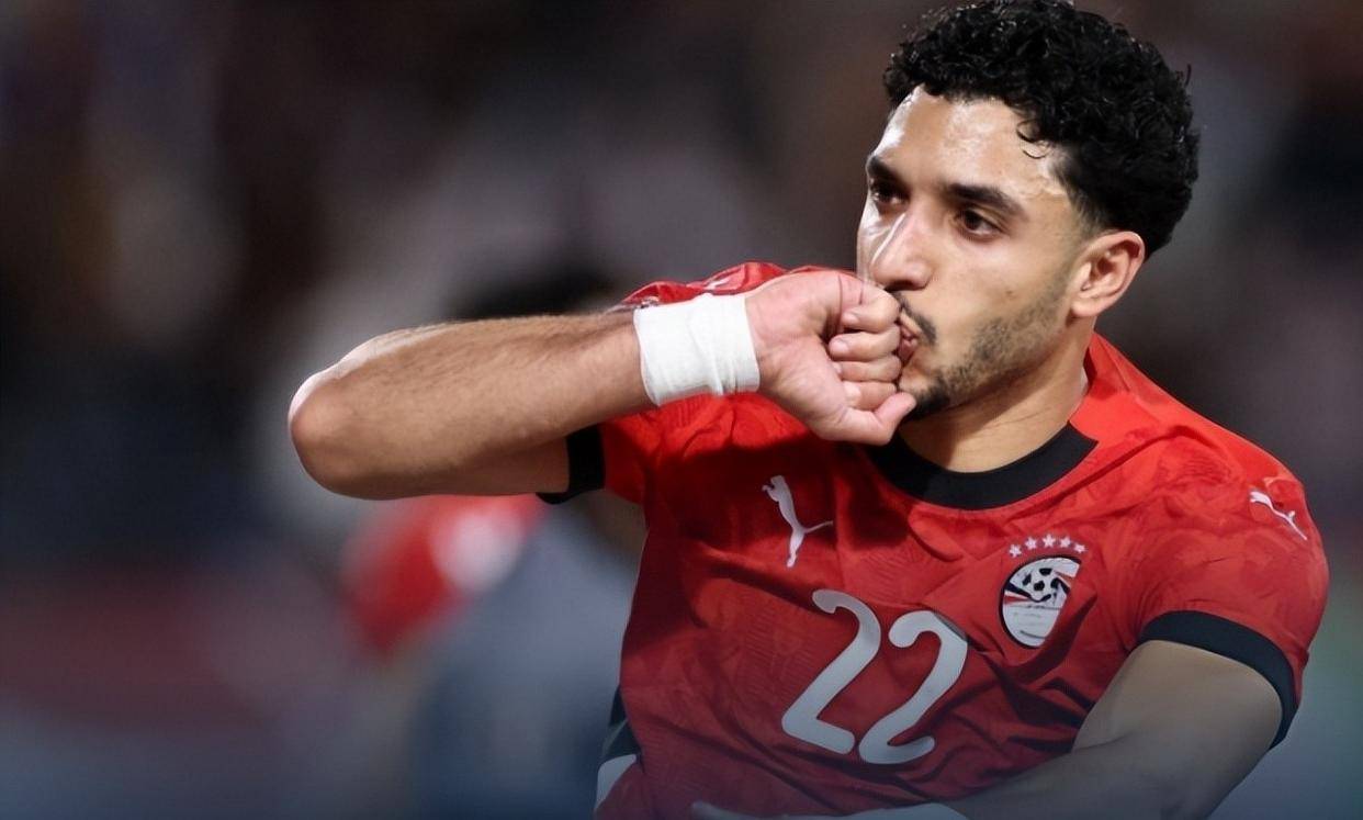 九游娱乐- 黑袍纠察队劲爆场面 