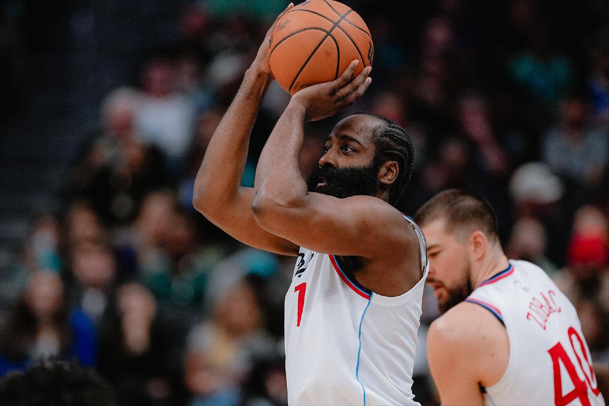 九游娱乐-关于哈登在老鹰比赛中赛事规则更新，战术调整引发热议！的信息